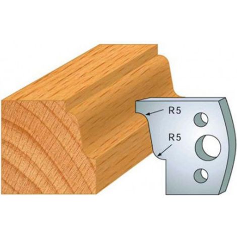 Leman - Jeu de 2 fers profilés acier Ht.40 mm N°031