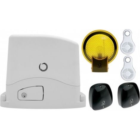 900KSC82ES Kit per cancelli scorrevoli fino a 800 Kg, 230 Vac, centrale CT102. Include:1x LUMY, 1x FT33, 2x SUB44WR