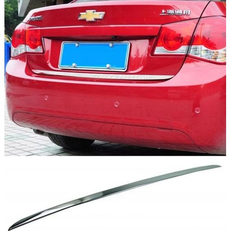 Chevrolet Cruze - Striscia cromata sul parafango (1/5)