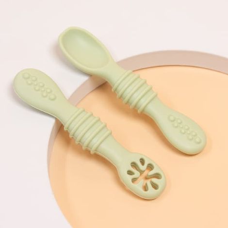 Ensemble de cuillères d'apprentissage en silicone pour bébé, lot de 2, couleur unie, souple, nutritives, pour l'apprentissage, embouts en silicone vert. (1/5)