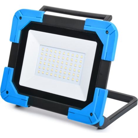 Projecteur de chantier LED rechargeable 30W – Étanche IP54 – Lumière blanche neutre 4000K – Autonomie 3h à 6h – Corps aluminium – Nalto (1/5)