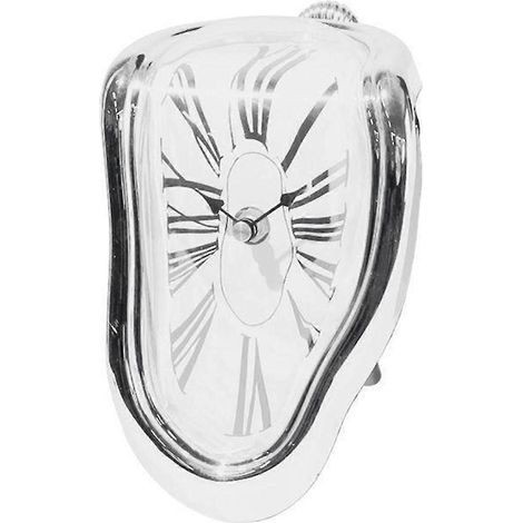 Dekorative silberne Uhr mit geschmolzenem und verzerrtem Aussehen, ideal für das Wohnzimmer. (1/5)