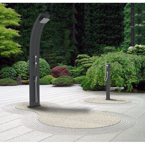 Douche solaire aluminium anthracite – Capacité 20L – Installation extérieure – 100% recyclable – Made in Italy – Marquage CE – Arkema Design (1/6)