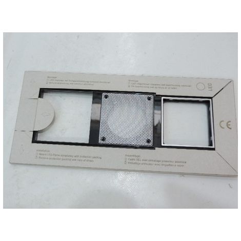 Cadre triple avec LEDS bleues 3 modules noir brillant pour station de radio encastré AUDIOPOINT FRIEDLAND D20.673.192BMP3