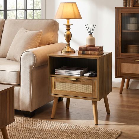 Table de chevet en rotin 45 x 40 x 55 cm pour chambre - table de nuit style bohème chic et moderne avec tiroir poignée dorée et étagère de rangement - bois marron foncé effet noyer (1/5)