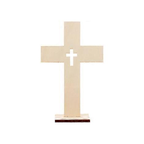 Lot de 10 croix en bois décoratives, figurines et objets artisanaux.