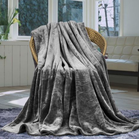 2× Plaid en flanelle 150x200 cm, douceur élevée, légèreté optimale, couverture d'intérieur pour canapé, lit et hiver (1/5)