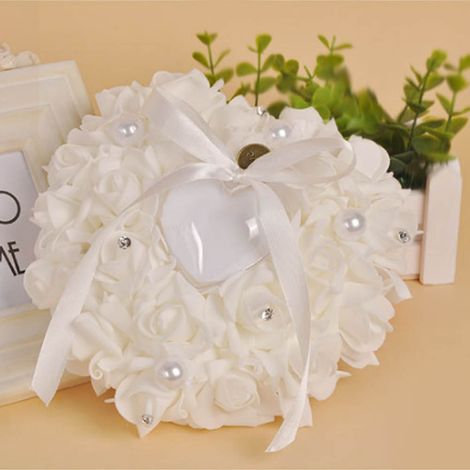 Cadeau de mariage romantique : boîte à bijoux en forme de cœur, coussin (blanc) (1/5)