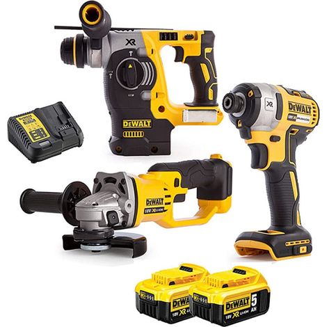 DeWALT DCK305P2T 18v Brushless Triple Kit 2 x 5ah Batteries & T-STAKS (1/5)