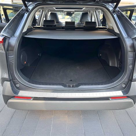 Protection Seuil de Pare-Chocs Arriére Compatible avec Toyota RAV4 2018-2024 Acier Brillant (1/5)