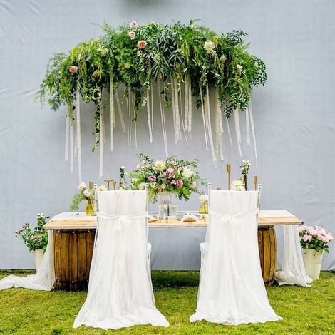 2 Pièces Housse de Chaise Mariage en Tulle Blanc Romantique Duveteux Couverture Tulle Mariage Décoration de Ceremonie Fête Anniversaire 260 150cm (1/5)