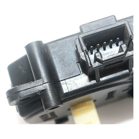 063800-0181 ist ein Servomotor für den Umbau von Toyota-Klimaanlagen (Heizung/Kühlung). (1/4)