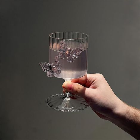 Verres à vin en forme de papillon rose, verres à champagne avec tiges renforcées transparentes et papillon rose romantique 3D pour mariage, fiançailles, cadeaux de fête (1/5)