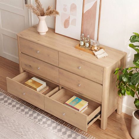 Commode à six tiroirs offrant un grand espace de rangement, idéale pour les salles à manger, les salons et les chambres. 120 × 40 × 80 cm (1/5)