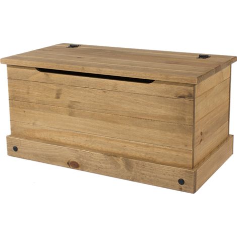 Corona Storage Trunk - Pine - 91 x 49.5 x 46 cm - Antique Waxed Pine