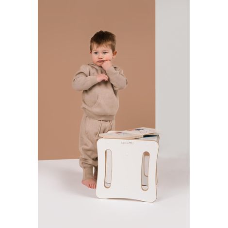 Sedia/tavolo 2 in 1 di piccole dimensioni (1/5)