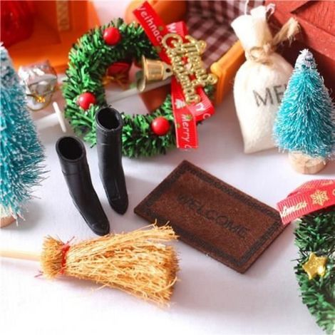 Accessoires de décoration de vacances - - Mini ensemble Noël - 1:12 - Plastique, bois, lin - Mixte (1/4)