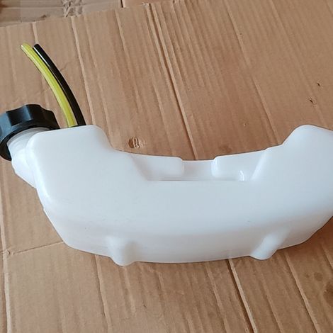 Der Kraftstofftank TL33 KF01064BA ist ein Original-Ersatzteil für die Benzinversionen des Land Rover Discovery 4 und Discovery 5 2.0T und 3.0T (1E36F).
