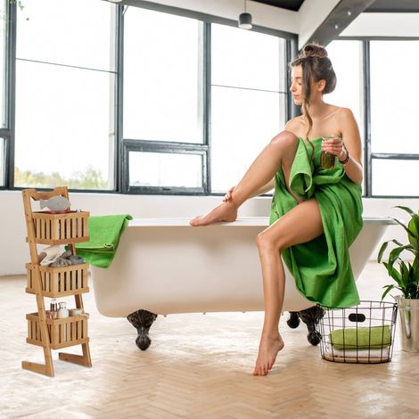 Bamboo bathroom shelf with 3 baskets