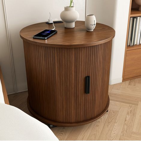 Table de chevet cylindrique noyer 60×60×60cm, station de charge USB, porte inclinée, rangement, roulettes pour chambre et salon (1/5)