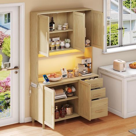Buffet de cuisine de 183 cm avec lumières décoratives LED contrôlées par application, 2 USB, 2 prises, étagères réglables, 3 tiroirs, poignées en métal doré pour cuisine et salle à manger (naturel)