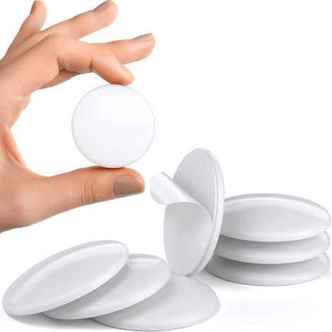 The ultimate wall-mounted door handle stop kit. 6 round white silicone pads, 4 cm in diameter. Wall protection for door handles. Protective pads. (1/5)