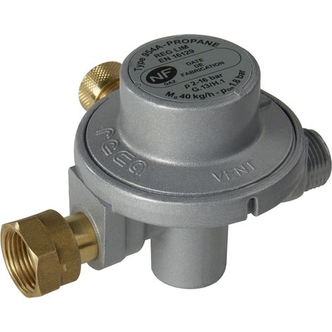 Limiteur de pression Propane NF - 40kg/h - 1.75bar - E=écrou 20x150/S=20x150 avec prise manomètre - Favex