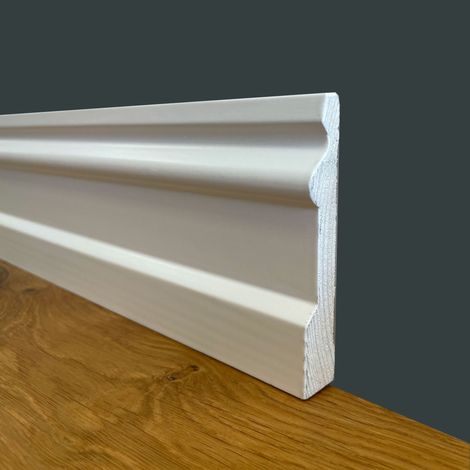 Battiscopa PREMIUM in legno MASSELLO mod. INGLESE 95x15 laccato bianco liscio (prezzo al metro)