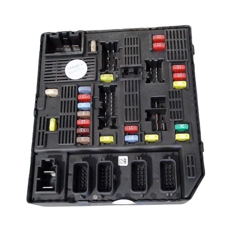 Boite A Fusibles RENAULT Megane [PRODUIT D'OCCASION]♻️usmjr95scenic3