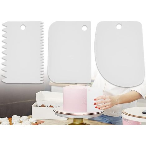 Set of 3 plastic dough scrapers Toothed spatula for scraping cakes Textured dough spatula for cooking, baking and decorating edges. (1/5)