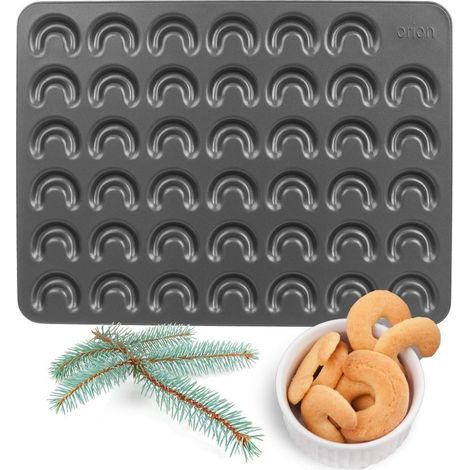Moule en acier pour la cuisson de biscuits, sablés, croissants et petits pains (1/5)