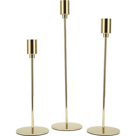 Bougeoirs en métal fin, élégants et dorés pour la décoration de table de mariage (1/5)