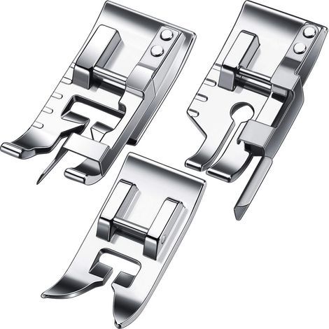 This set of multifunctional presser feet for domestic sewing machines includes a threading foot and a 6.35 mm quilting foot. (1/5)