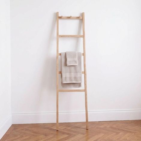 OFICIO 170 cm Handtuchleiter aus massiver Eiche (1/5)