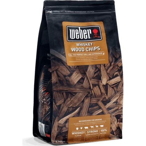 legna da affumicatura weber "whiskey" per barbecue 700 gr (1/4)