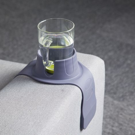 Getränkehalter für Sofas, Silikon-Armlehnenablage, auslaufsicherer und rutschfester Getränkehalter, Untersetzer für Relaxsessel (Grau) (1/3)