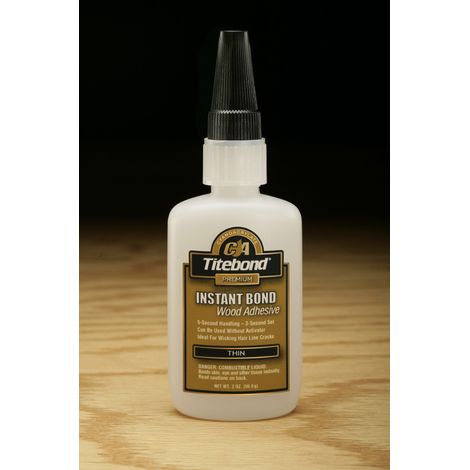 Colle instantanée universelle Titebond Instant Bond Thin 113 4 g.