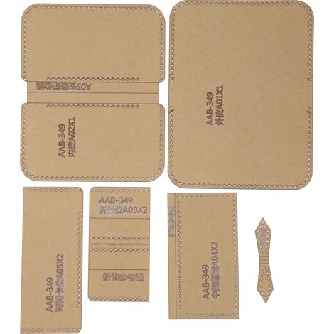 Lot de 6 Gabarits en Acrylique pour Portefeuille DIY, Pochoir Artisanal en Cuir, Modèle de Bourse Dessin Animé (1/5)