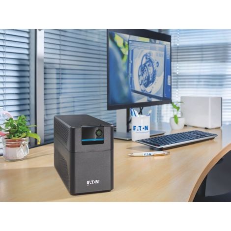 Onduleur Eaton Série E 5E G2 550VA Line Interactive sortie IEC 5E550I EATON 5E550I (1/2)