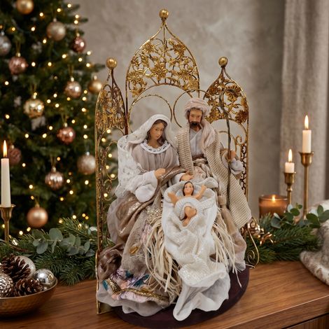 Sacra Famiglia con base con vestiti in tessuto color oro per presepe (1/3)