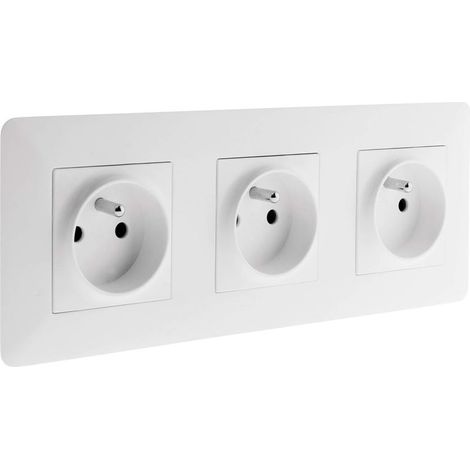 16A white triple socket (1/4)