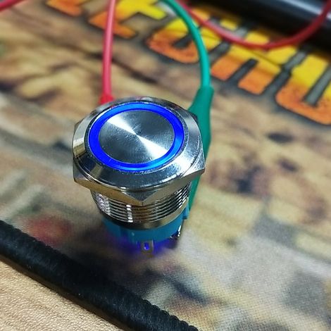2 Stück 4-polige selbstverriegelnde Drucktaster mit Leuchtring 22 mm IP65 zur Umrüstung auf Schiffe und Fahrzeuge (blau 3-6 V DC) (1/5)