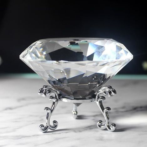 Diamants artificiels en verre cristal transparent de 60 mm avec support, parfaits comme cadeaux de mariage, décoration intérieure, cadeau pour Halloween, Noël ou Thanksgiving. (1/5)