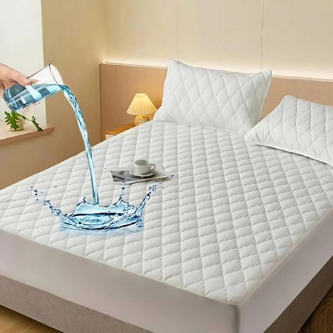 Auslaufsicherer Matratzenbezug 150x200 cm – Weiches Mikrofaser-Gewebe – Schützende Matratzenauflage für Baby- & Erwachsenenbetten – Maschinenwaschbar (1/5)