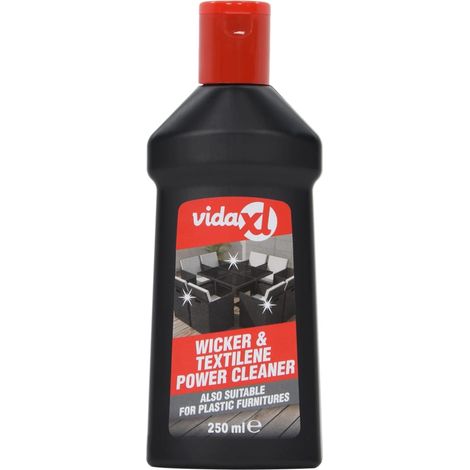 Nettoyant de meubles d'extérieur pour rotin et textilène 250 ml (1/5)