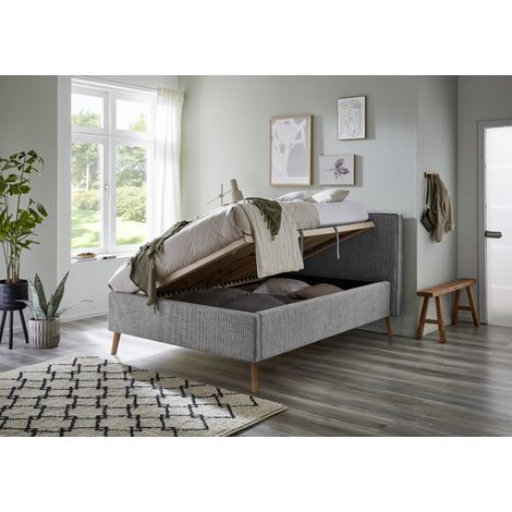 Meise Möbel Stauraumbett Riva 140x200 cm Doppelbett Bettkasten & Lattenrost (Federholzrahmen) Webstoff Nebelgrau Holzfuß eichefarbig (1/5)