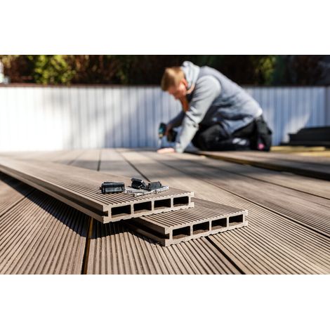 Terrassendielen aus Holzverbundwerkstoff mit Wabenstruktur Prima L 220 cm / l12 cm / Dicke 19 mm - Farbe - Schokolade, Dicke - 19 mm, Breite - 12 cm, Länge - 220 cm, Bedeckte Fläche in m² - 0,26