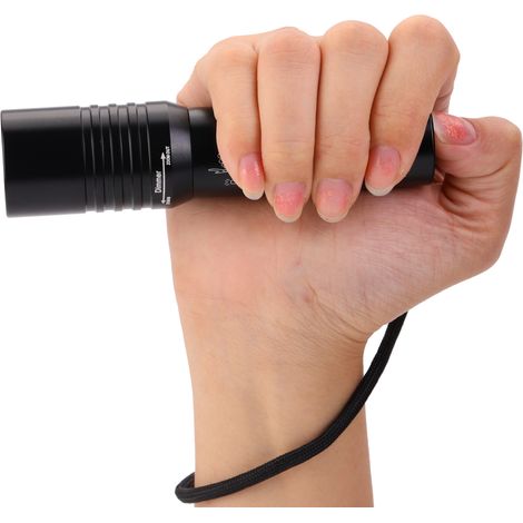 Handliche, zoombare Unterwasser-LED-Tauchlampe mit 1200 Lumen, wasserdicht und batteriebetrieben (1/5)