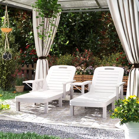 Ensemble de 2 chaises longues de jardin réglables avec table et accoudoirs. En polypropylène. 79 x 158 x 88 cm. Blanc.