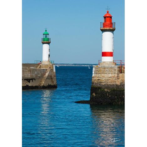 Tableau sur toile île de Croix 45x65 cm - Impression sur Toile Murale Décorative - Image imprimée en HD sur Toile - Toile sur Châssis en Bois FSC - Fabriqué en France (1/5)